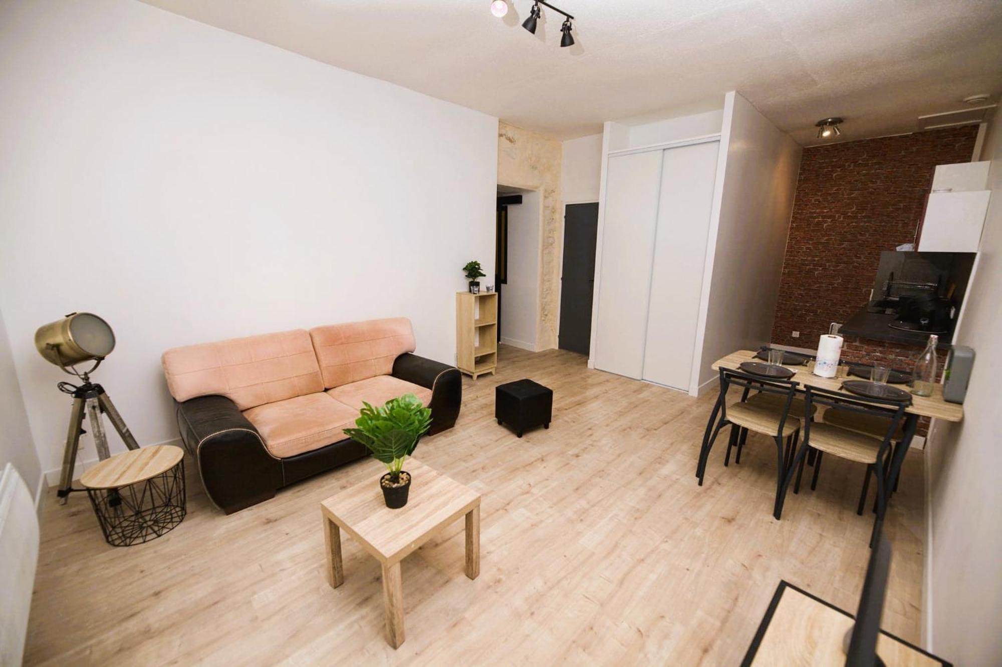 L'Industriel Narbonnais Apartment Нарбон Екстериор снимка